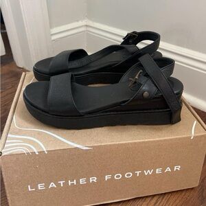 Portland leather Patina Black Leather Platform soho wedge Sandals - Women 8.5
